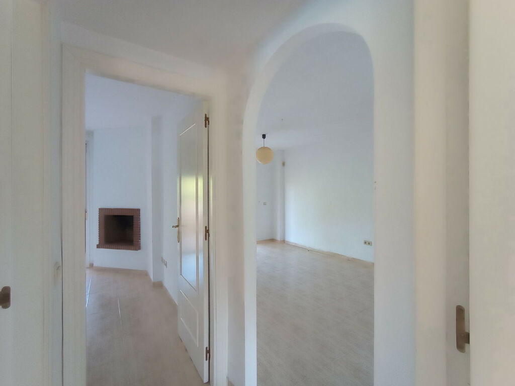 Middle Floor Apartment Calahonda Málaga - image 14