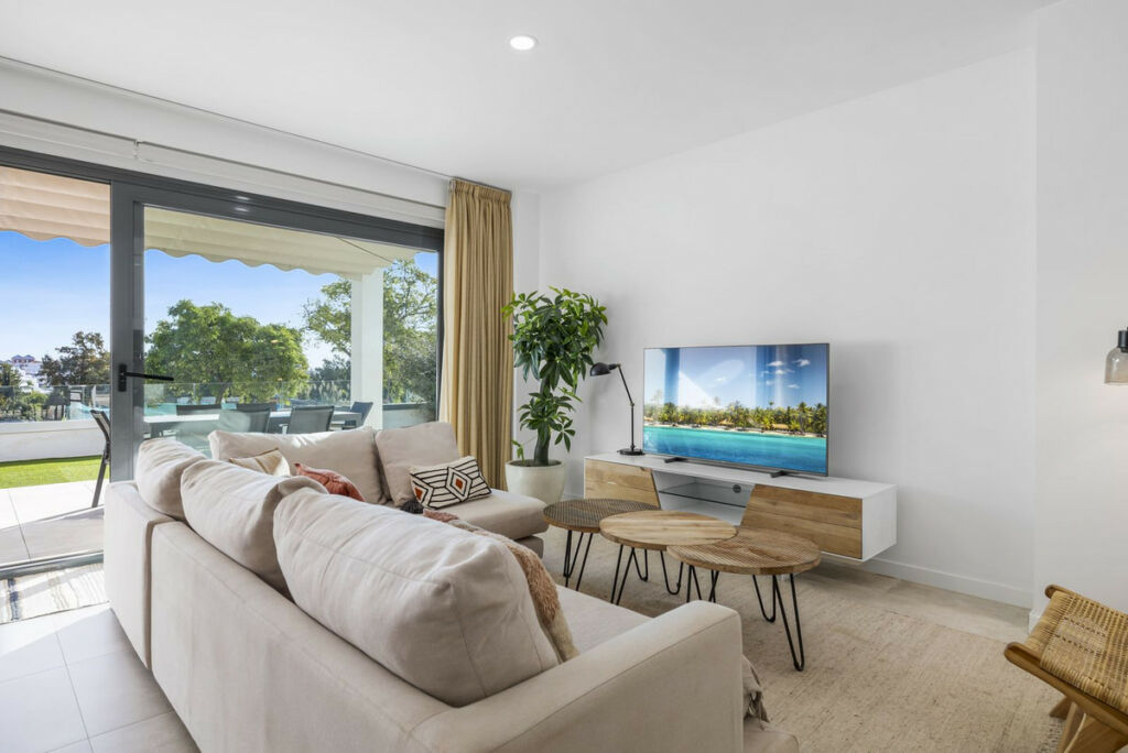 Ground Floor Apartment Estepona Málaga - image 14
