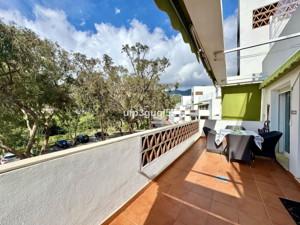 Penthouse Torrequebrada Málaga - image 14