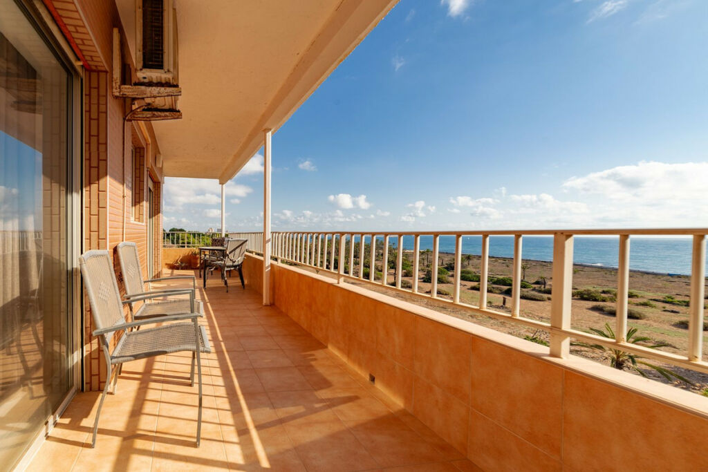 Middle Floor Apartment Punta Prima Alicante - image 14