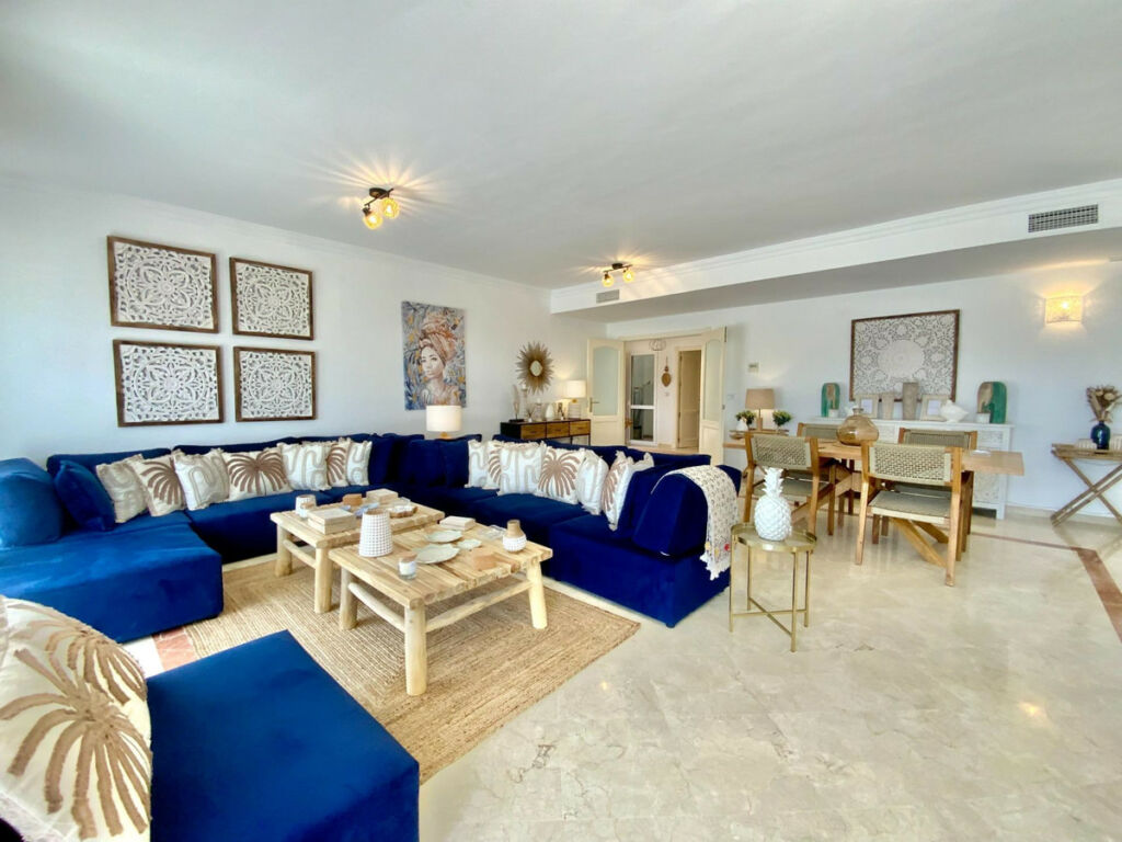 Middle Floor Apartment San Roque Club Cádiz - image 14