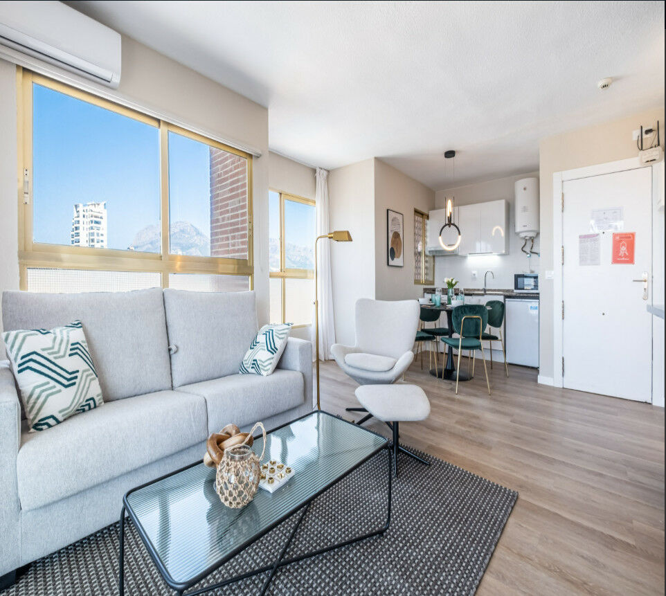 Middle Floor Apartment Benidorm Alicante - image 14