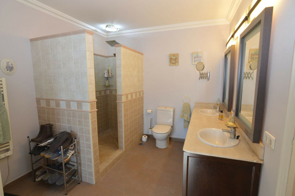 Detached Villa San Pedro de Alcántara Málaga - image 14