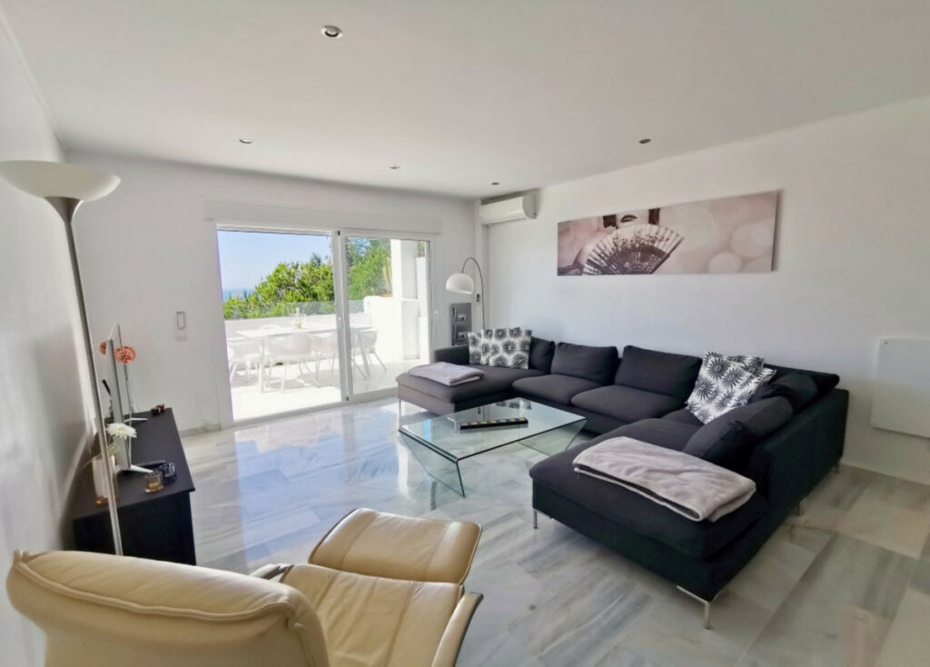 Middle Floor Apartment La Mairena Málaga - image 14