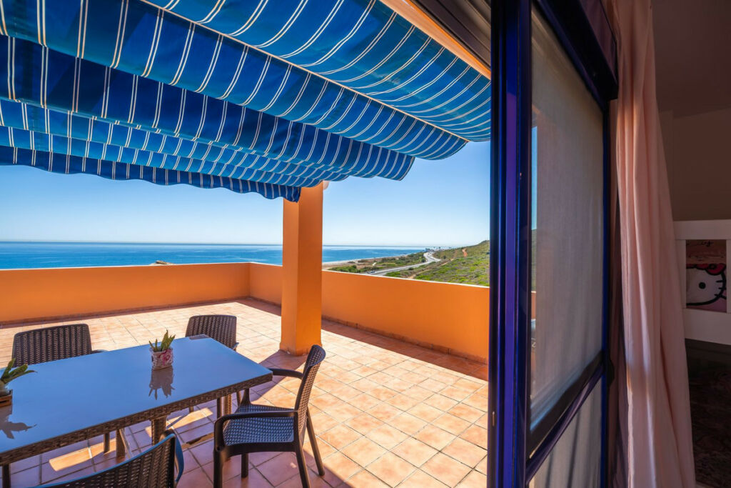 Penthouse La Duquesa Málaga - image 14