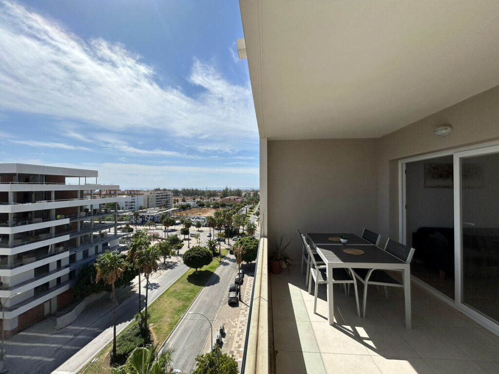 Middle Floor Apartment Nueva Andalucía Málaga - image 14