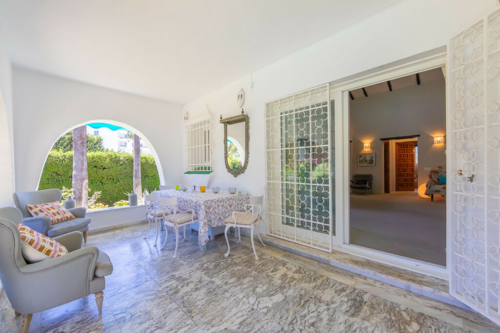Detached Villa Guadalmina Alta Málaga - image 14