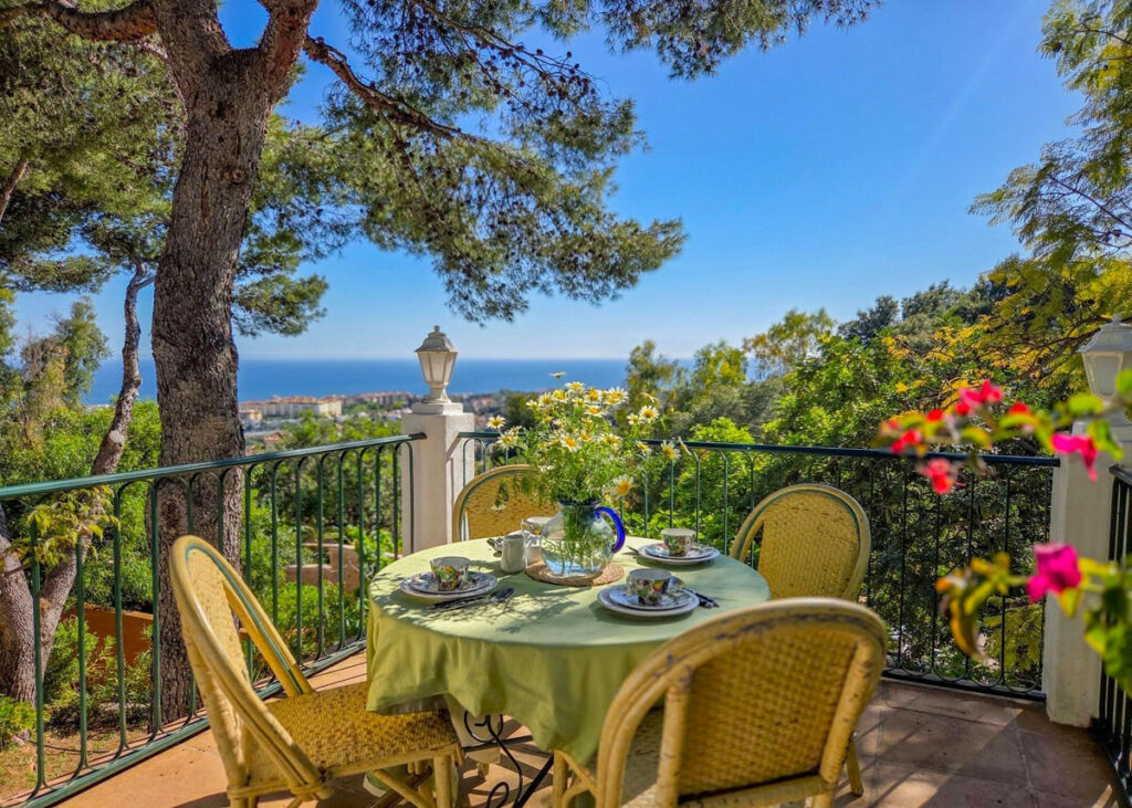 Detached Villa Marbella Málaga - image 14