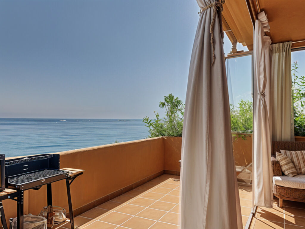 Townhouse Estepona Málaga - image 13