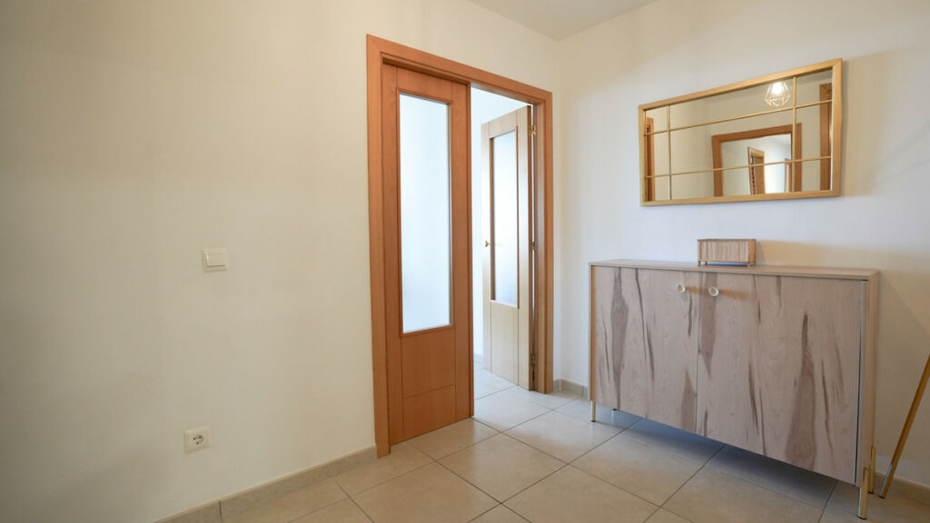 Middle Floor Apartment Nueva Andalucía Málaga - image 14