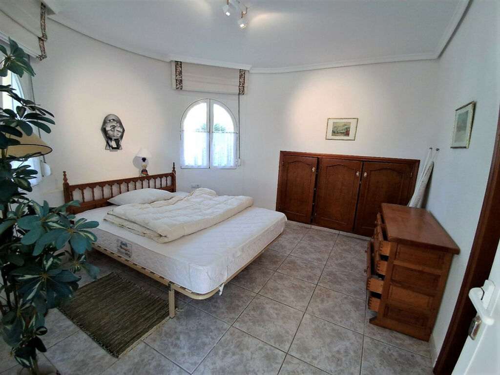 Detached Villa Calpe Alicante - image 14