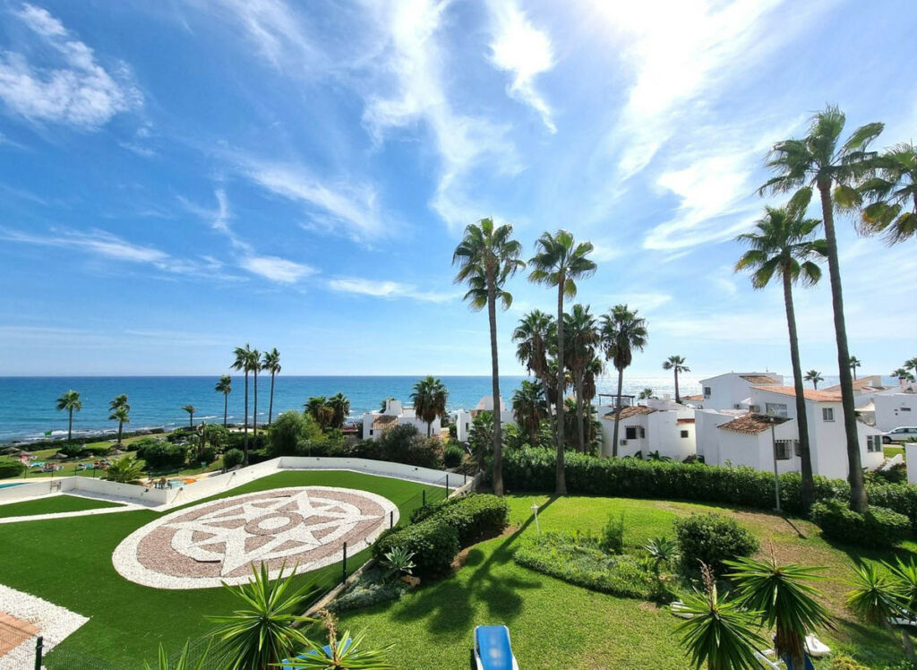 Middle Floor Apartment Miraflores Málaga - image 14