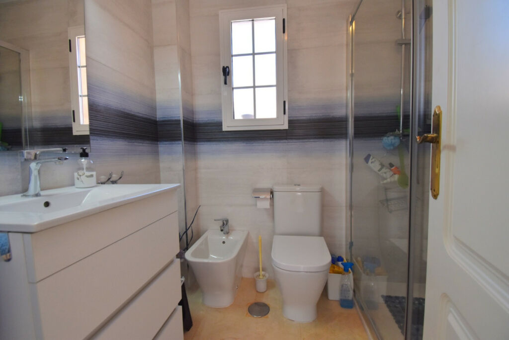 Detached Villa Playa Flamenca Alicante - image 14
