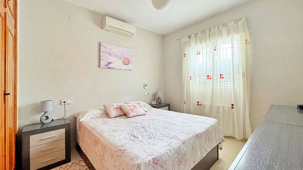 Detached Villa Orihuela Costa Alicante - image 14