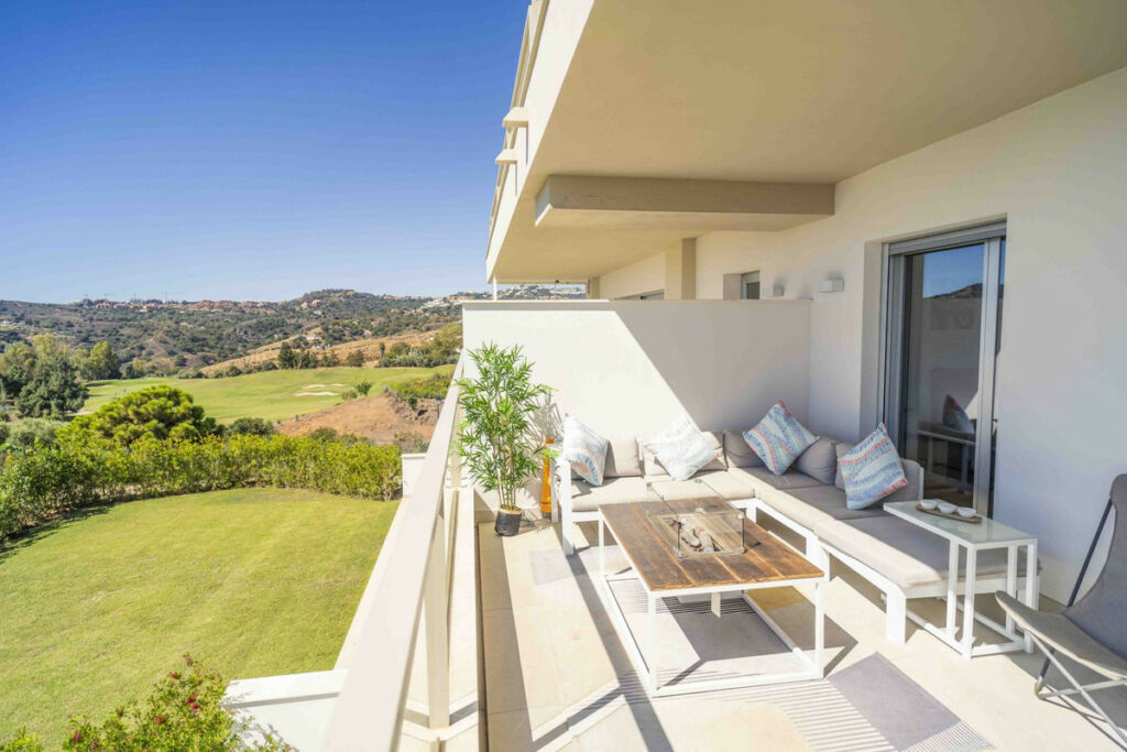 Middle Floor Apartment La Cala Golf Málaga - image 14