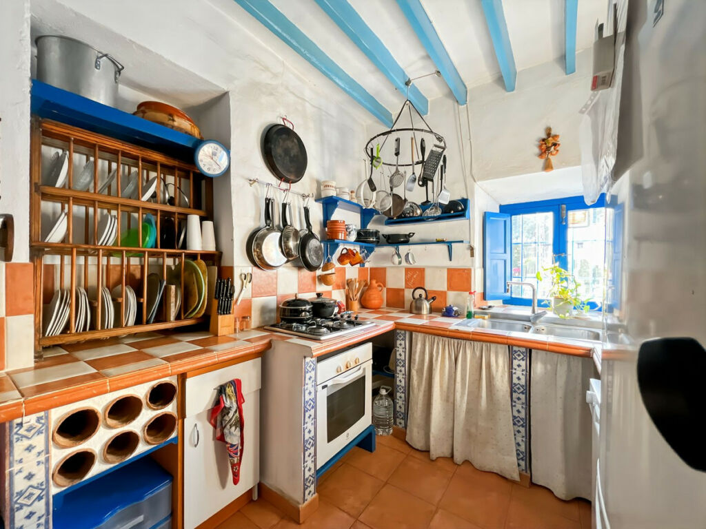 Semi-Detached House Comares Málaga - image 14