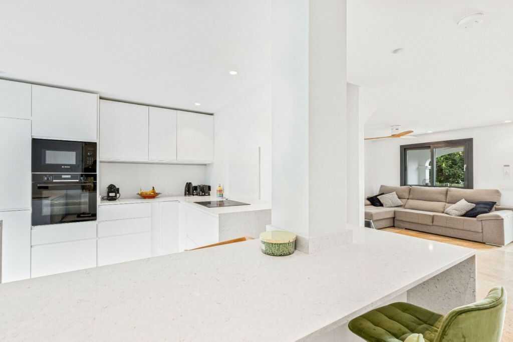 Townhouse Manilva Málaga - image 14