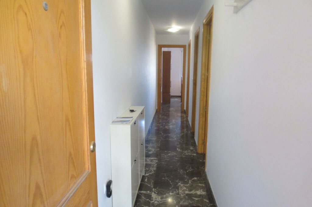Middle Floor Apartment Fuengirola Málaga - image 14