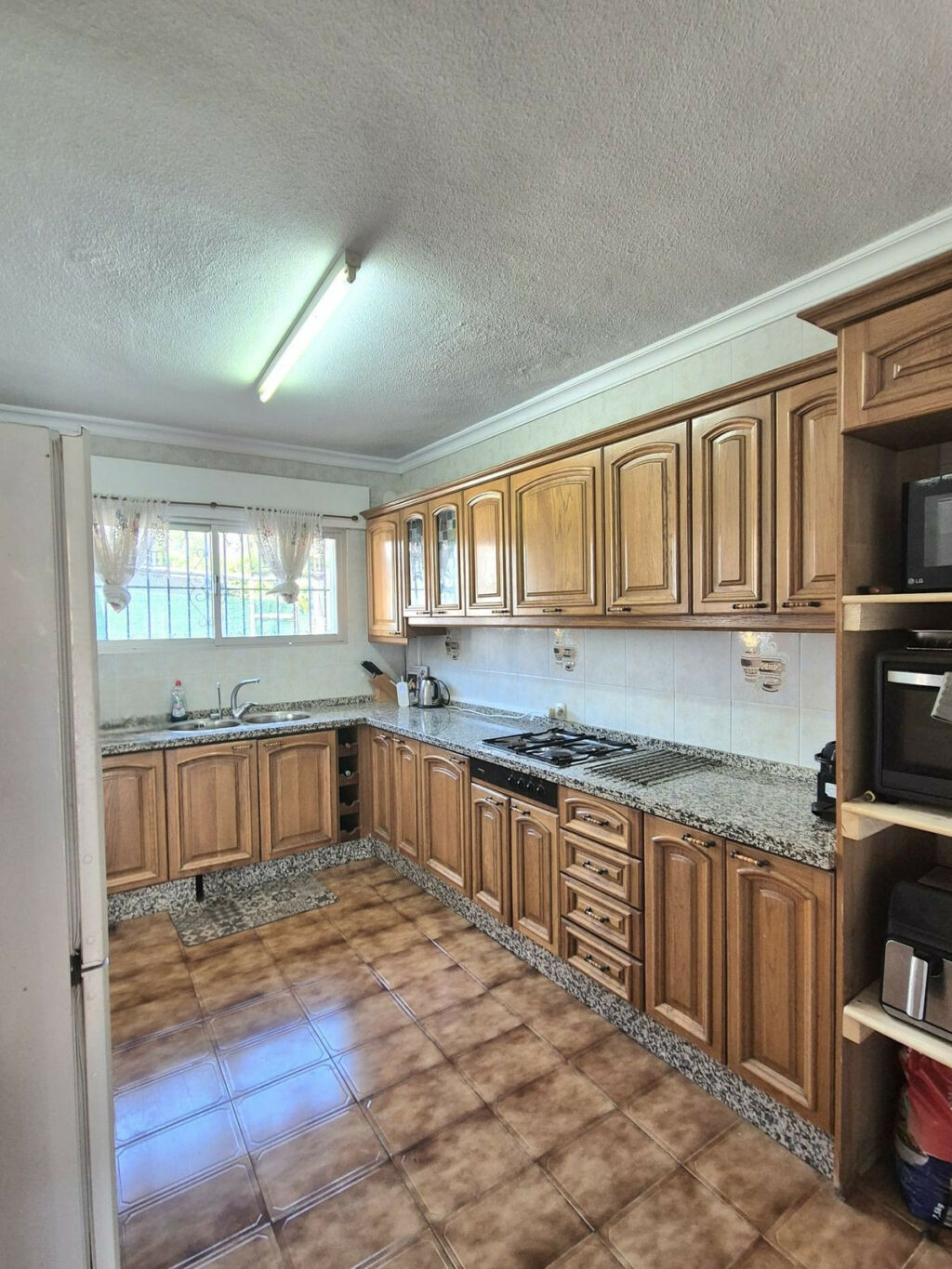 Detached Villa Alhaurín de la Torre Málaga - image 14