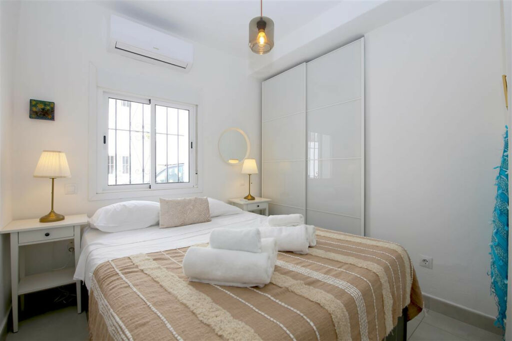 Semi-Detached House Estepona Málaga - image 14