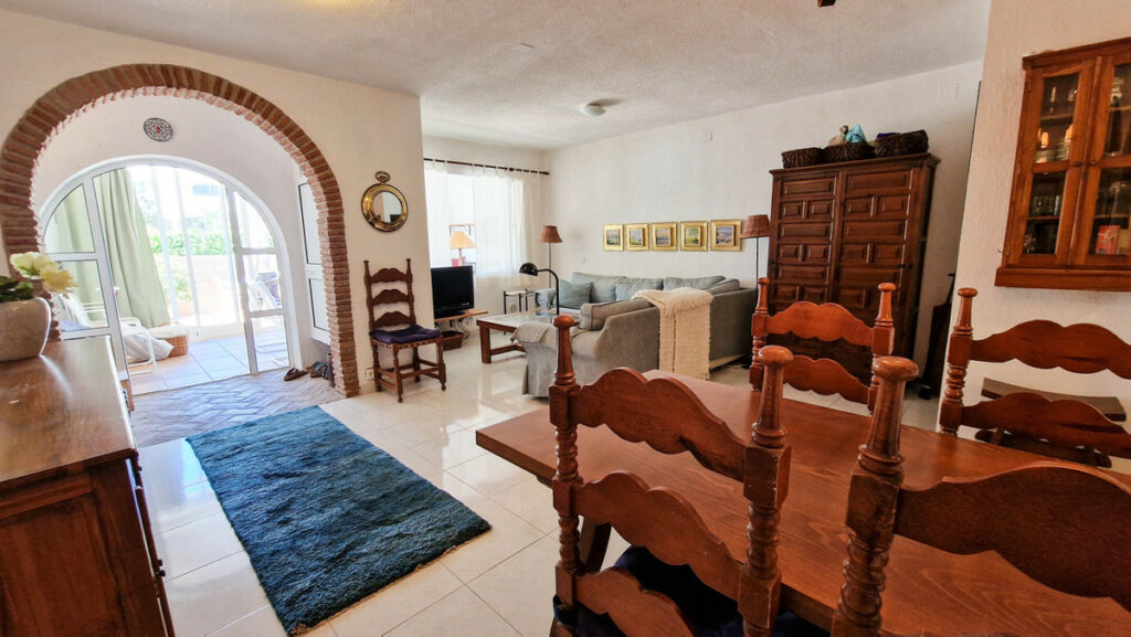 Townhouse Manilva Málaga - image 14