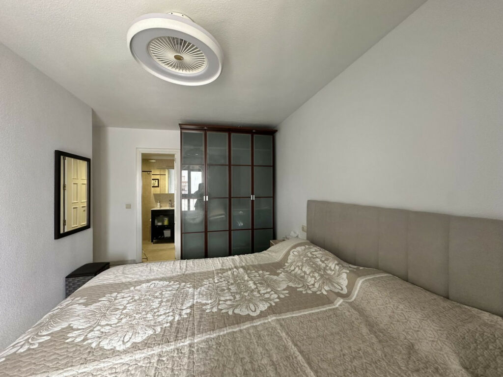 Middle Floor Apartment Fuengirola Málaga - image 14