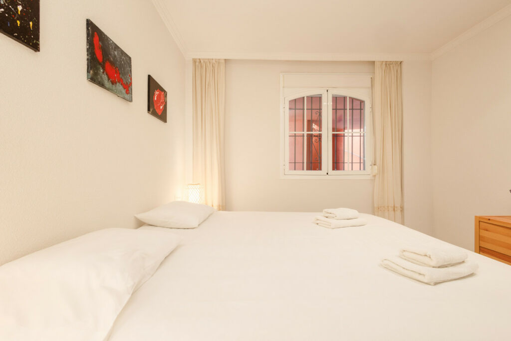 Middle Floor Apartment Costabella Málaga - image 14