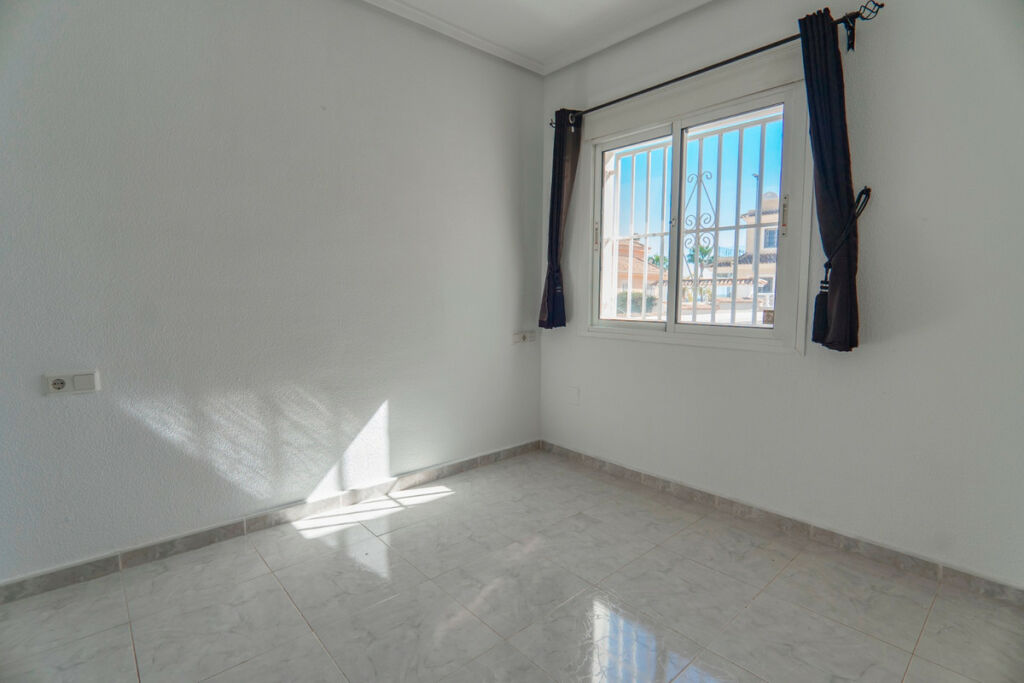 Detached Villa Rojales Alicante - image 14