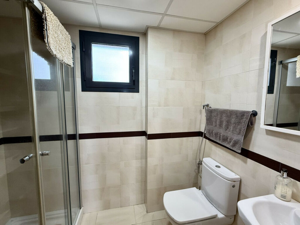 Middle Floor Apartment La Cala Málaga - image 14