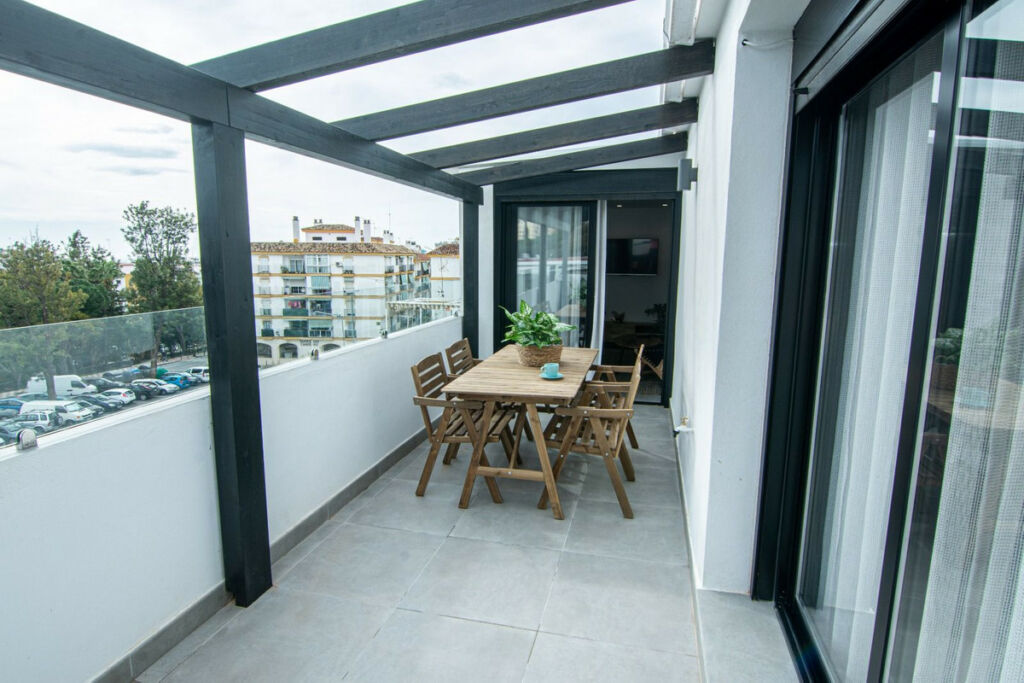 Top Floor Apartment Marbella Málaga - image 14