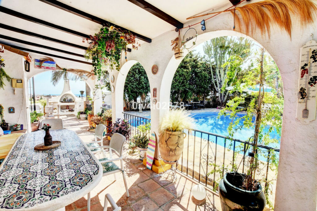 Detached Villa Benalmadena Pueblo Málaga - image 14