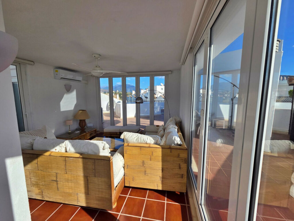 Penthouse Duplex Puerto Banús Málaga - image 14