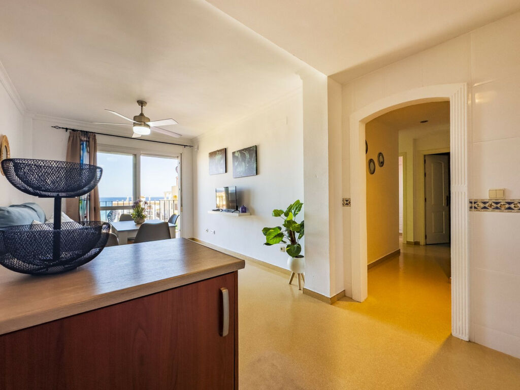 Middle Floor Apartment Manilva Málaga - image 14