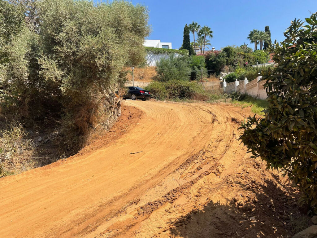 Residential Plot El Rosario Málaga - image 14