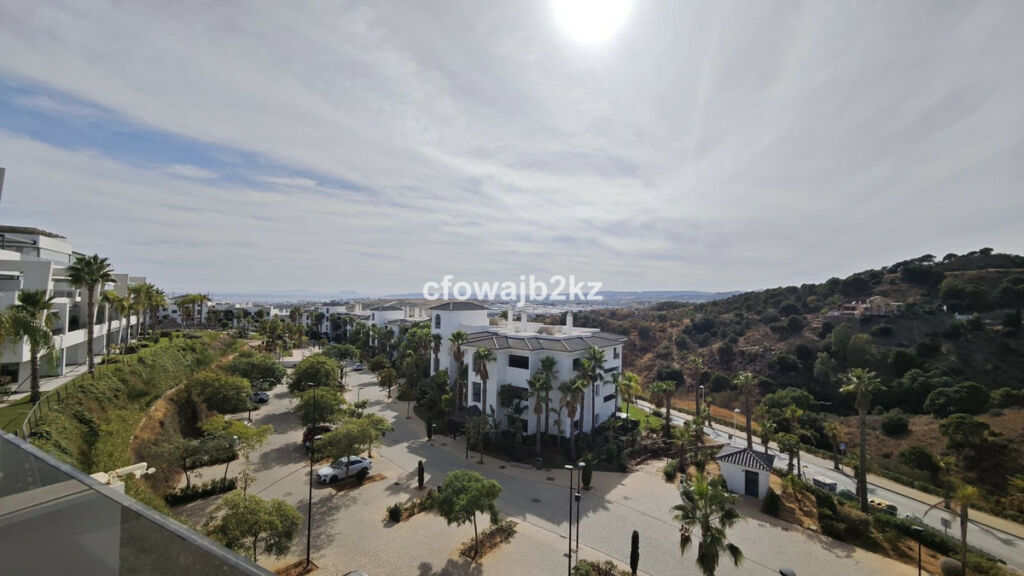 Top Floor Apartment Estepona Málaga - image 14