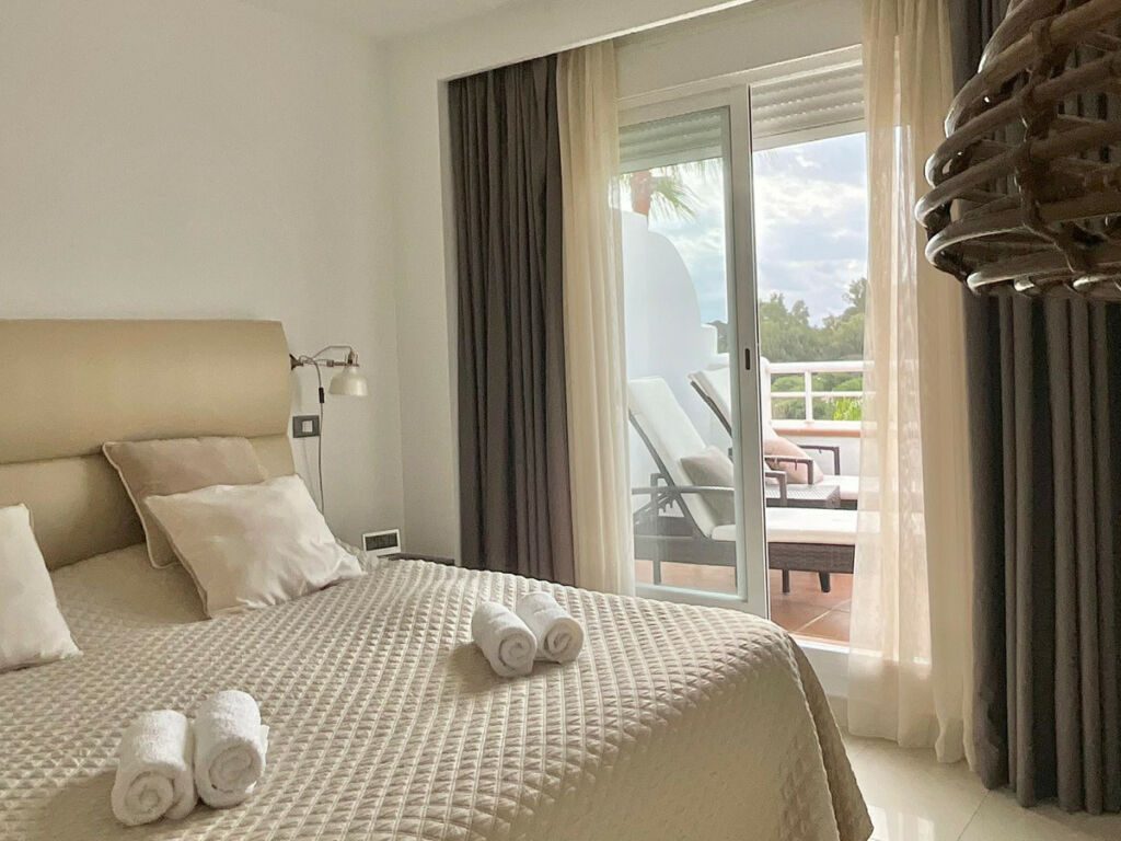 Penthouse Estepona Málaga - image 14