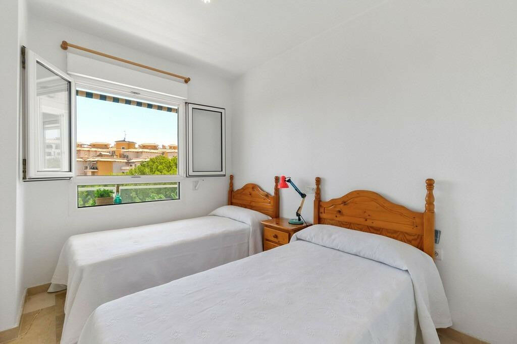 Middle Floor Apartment Orihuela Costa Alicante - image 14