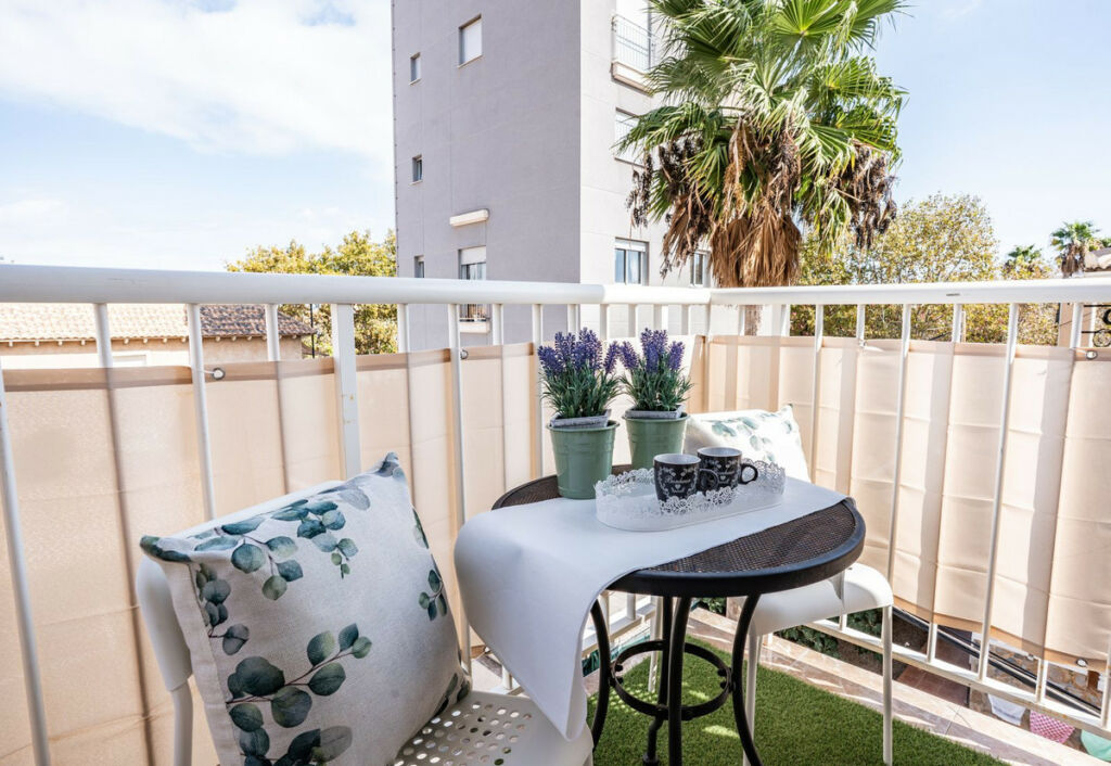 Middle Floor Apartment Torrevieja Alicante - image 14