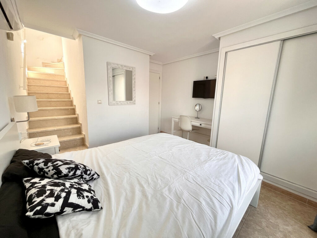 Townhouse La Mata Alicante - image 14