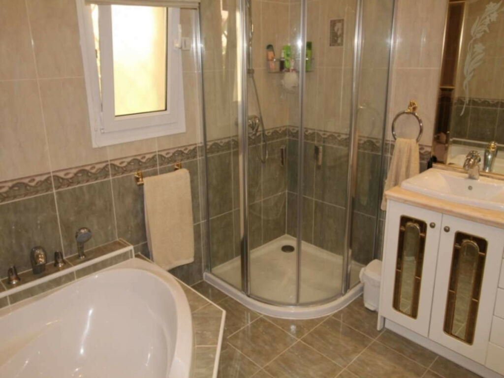Detached Villa Moraira Alicante - image 15