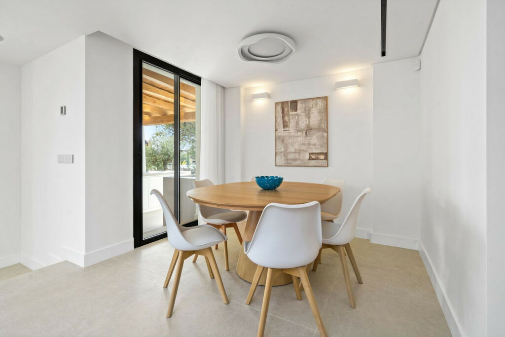 Detached Villa El Rosario Málaga - image 15