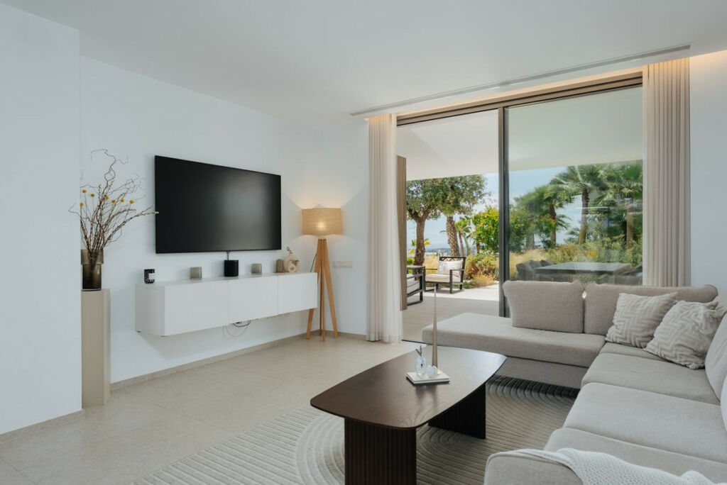Ground Floor Apartment Los Arqueros Málaga - image 15