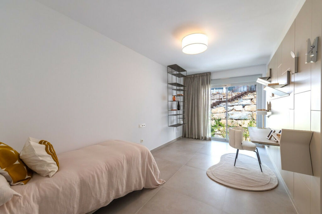 Penthouse Duplex Higueron Málaga - image 15