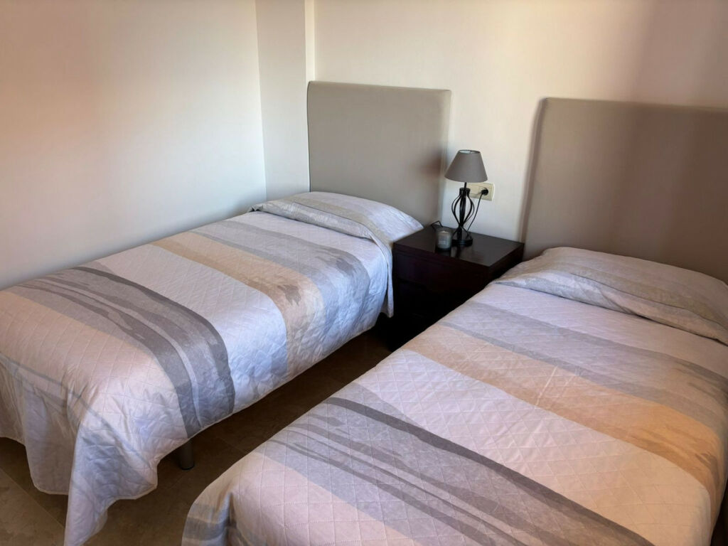 Middle Floor Apartment Riviera del Sol Málaga - image 15