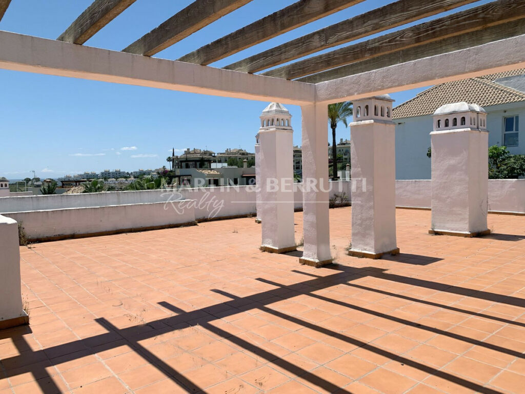 Penthouse Duplex Selwo Málaga - image 15