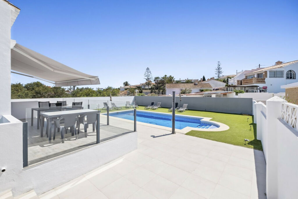 Detached Villa El Faro Málaga - image 15