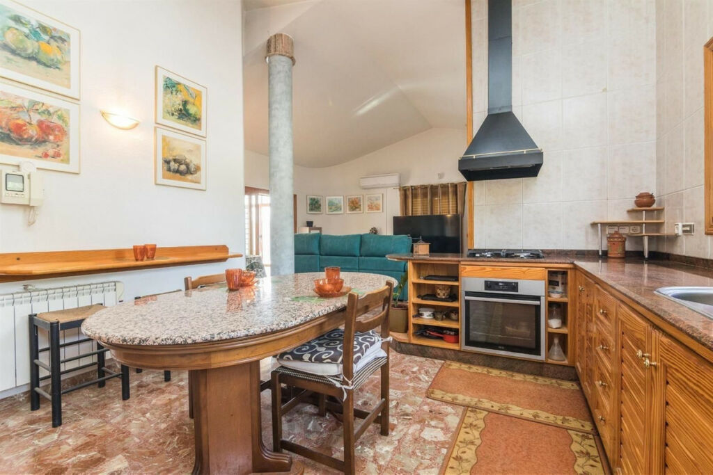 Detached Villa Elche Alicante - image 15