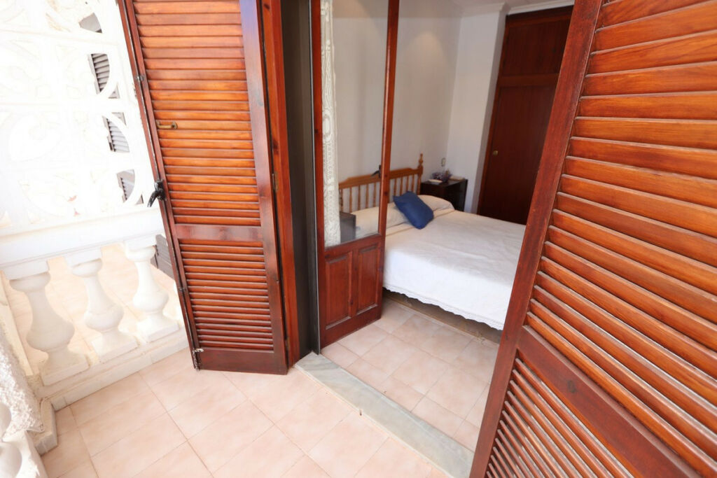 Townhouse Mil Palmeras Alicante - image 15