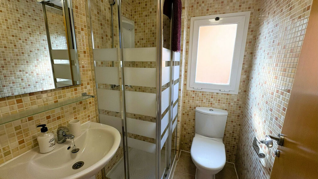 Ground Floor Apartment Casares Playa Málaga - image 15