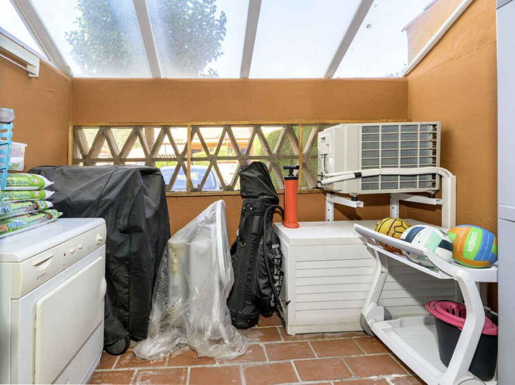 Townhouse Atalaya Málaga - image 15